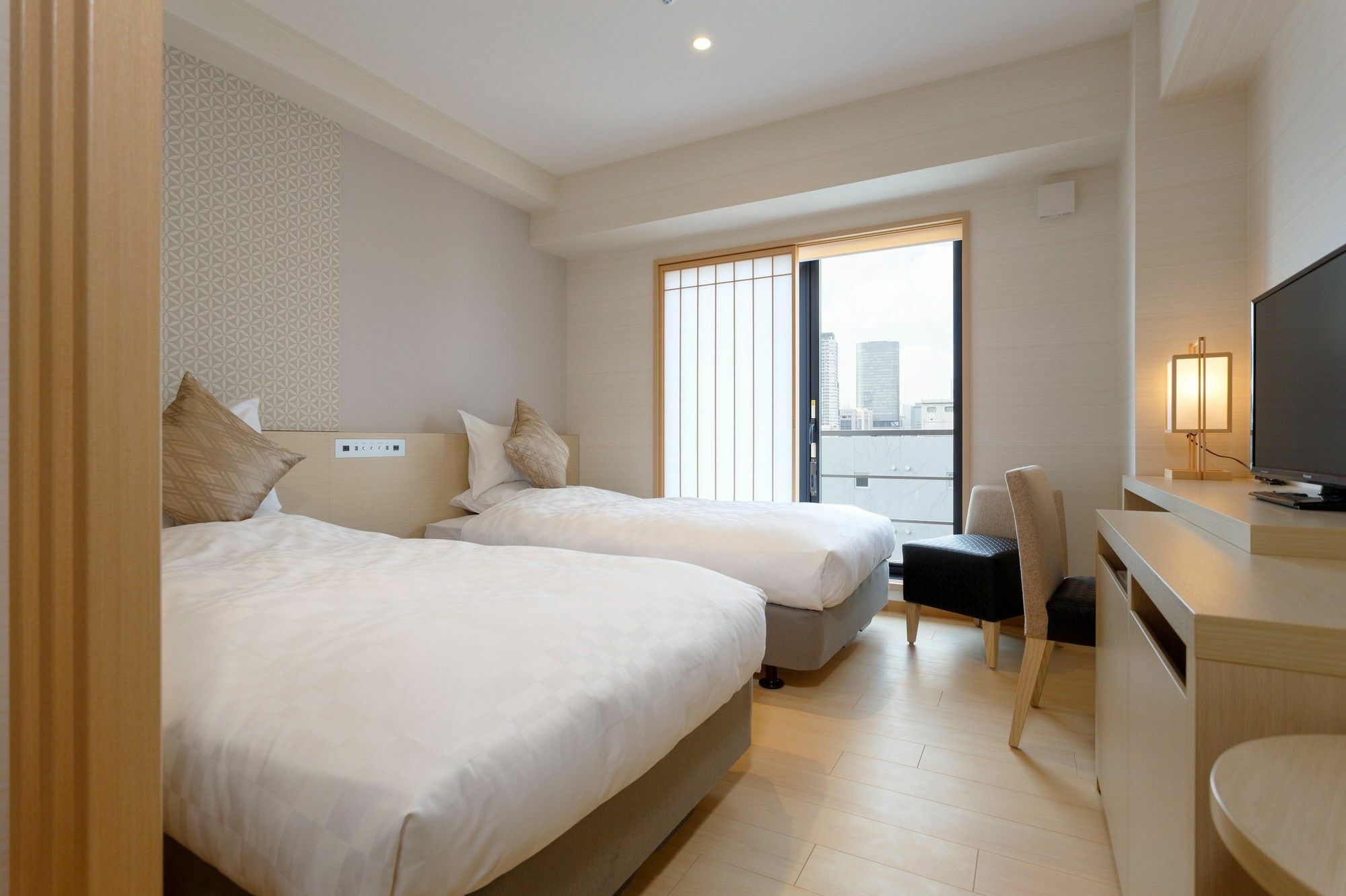 Osaka View Hotel Honmachi Bagian luar foto
