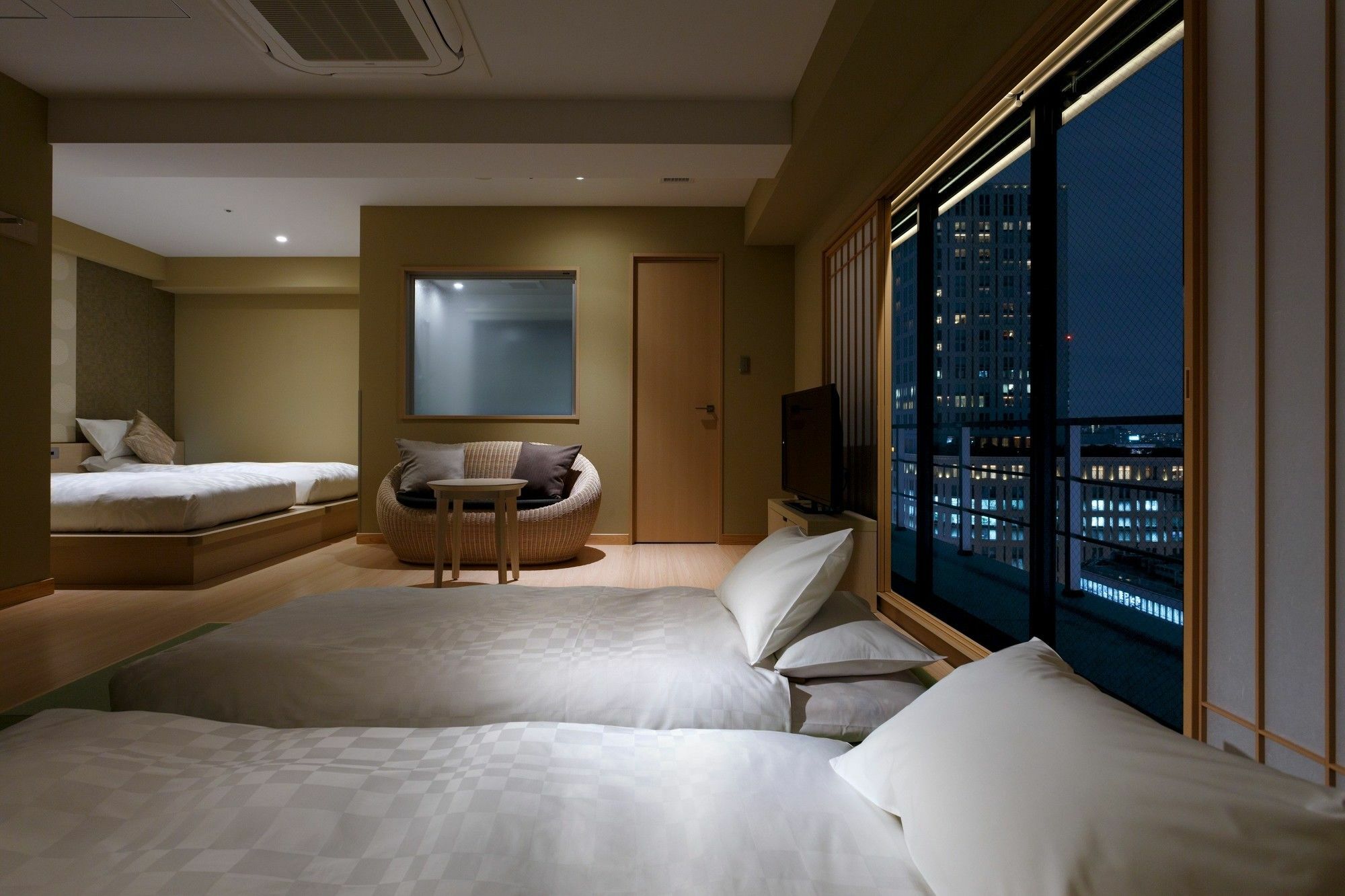 Osaka View Hotel Honmachi Bagian luar foto